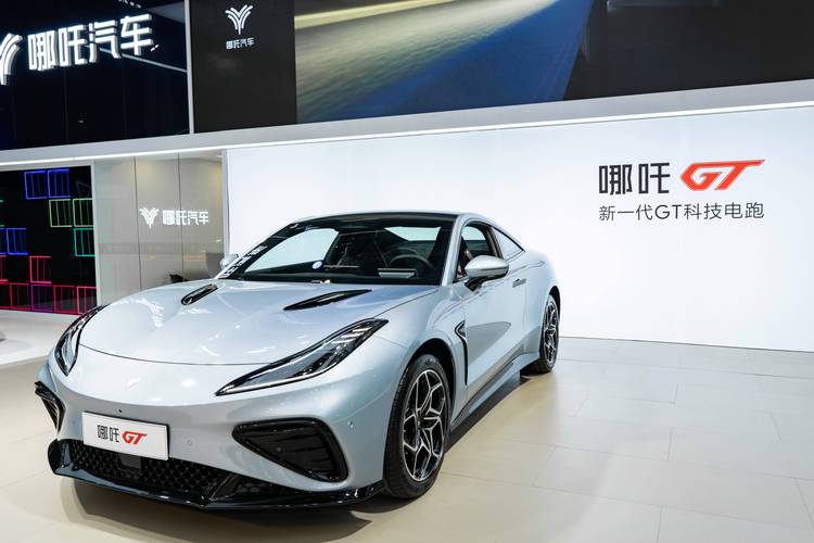 惠州惠城区讯扬优企业管理咨询哪吒汽车在智能汽车领域的表现，领途汽车在新能源汽车市场中的影响力